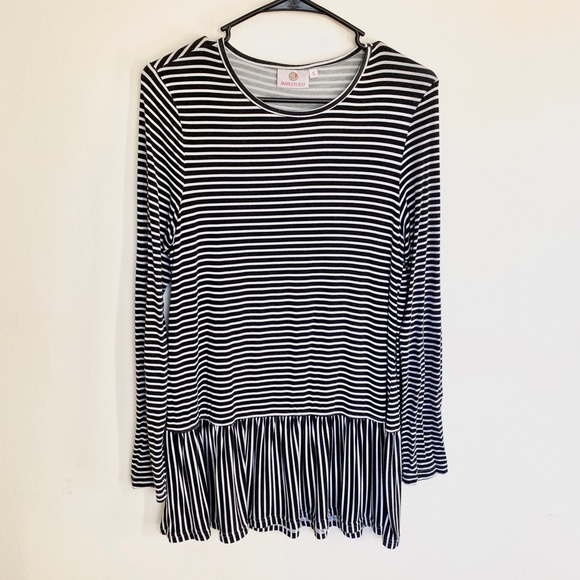 marleylilly Tops - Marleylilly Black + White Tunic